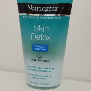 NEUTROGENA SKIN DETOX EXFOLIANT PURIFIANT 150ML